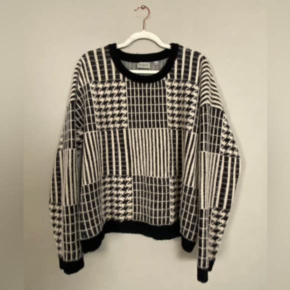 Cyrus Sweaters - Cyrus Black and Cream Geometric Women's Sweater